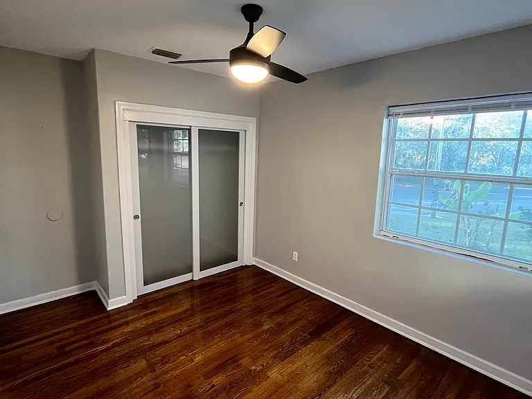 805 Willow Branch Ave #1 — Photo 5