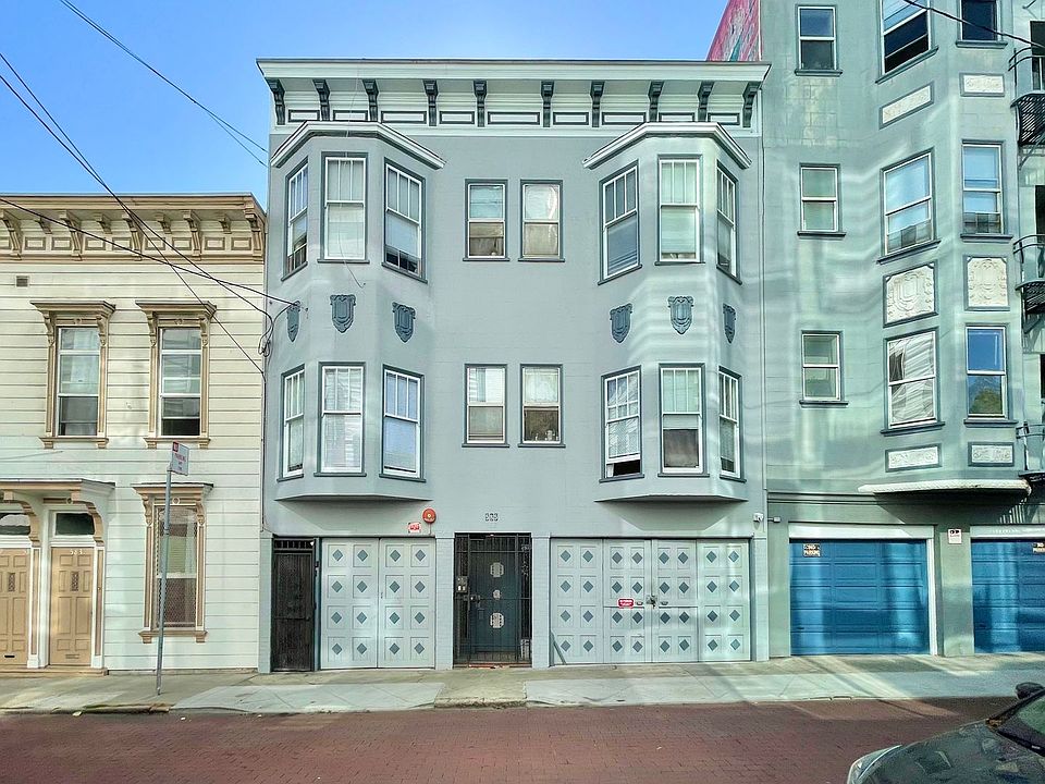 1st image of 585 Birch St #17