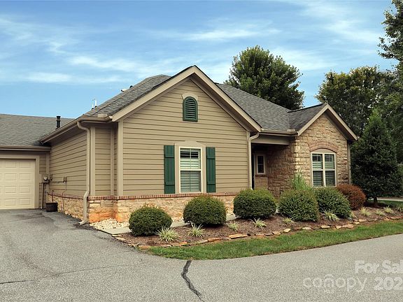 2nd image of 805 Wynnshire Dr #C