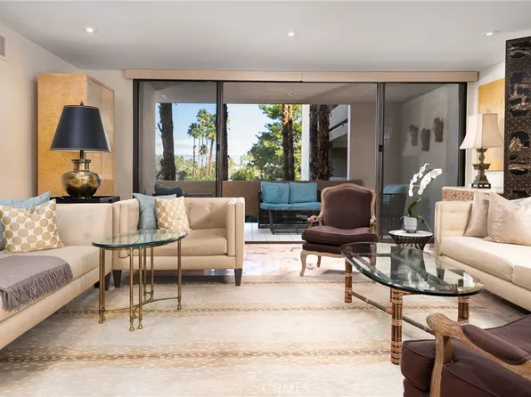 2424 E Palm Canyon Dr APT 2D, Palm Springs, CA 92264
