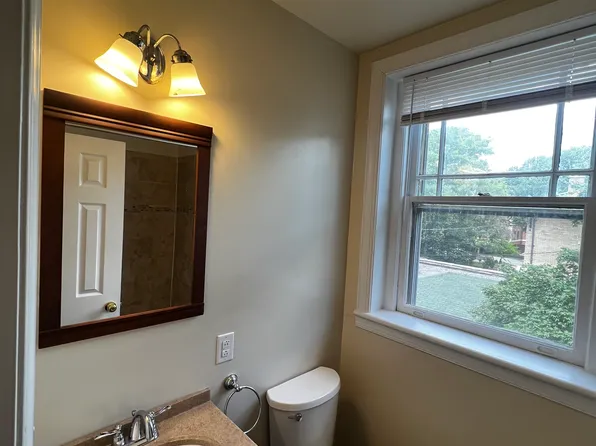 112 N Arthur Ashe Blvd, Richmond, VA 23220