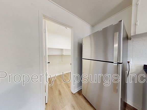 2nd image of 630 Bird St #2