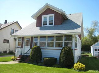 1701 70th St, Kenosha, WI 53143