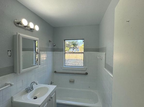 1517 NW Lincoln Ave, Lawton, OK 73507