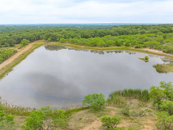 983 County Road 185, Comanche, TX 76442