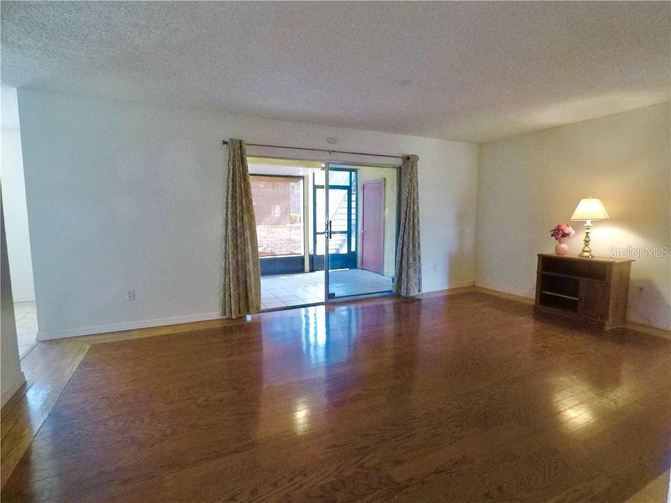 1st image of 4018 Cortez Dr APT A