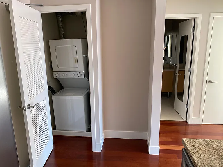 75 Moss St — Photo 12