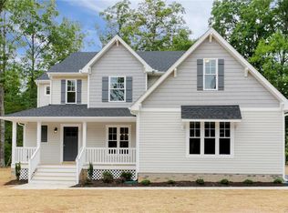 17719 Foaling Ln, South Chesterfield, VA 23803