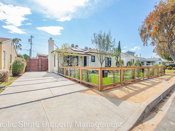 2nd image of 2831 Stoner Ave