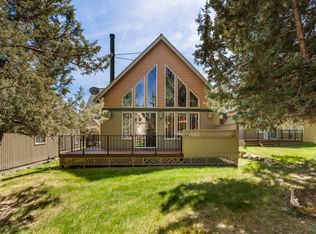 8831 Cliff Swallow Dr, Redmond, OR 97756