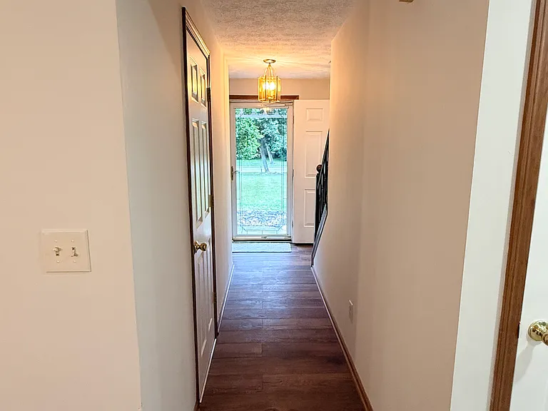 7124 Hollyhock Ln — Photo 10