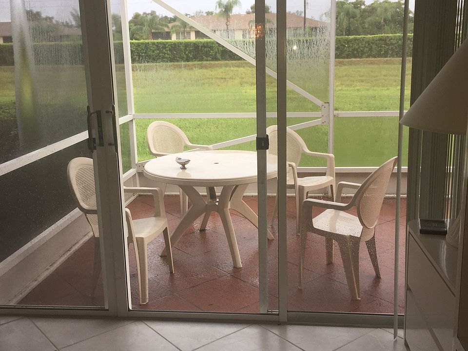 1st image of 5694 Royal Lake Cir