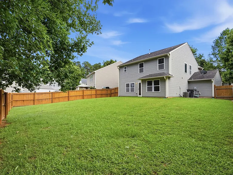 1906 Treefrog Ct — Photo 43
