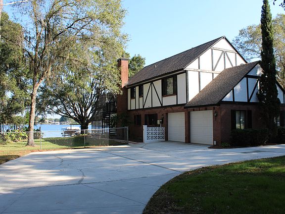 3rd image of 3650 E Lake Dr