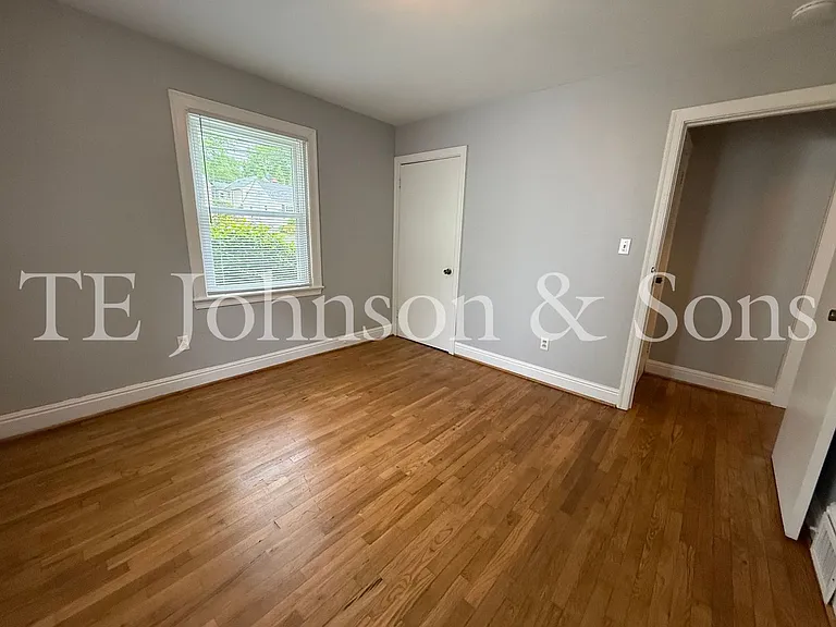 212 Carolina Cir — Photo 29