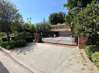 14623 Weddington St, Van Nuys, CA 91411
