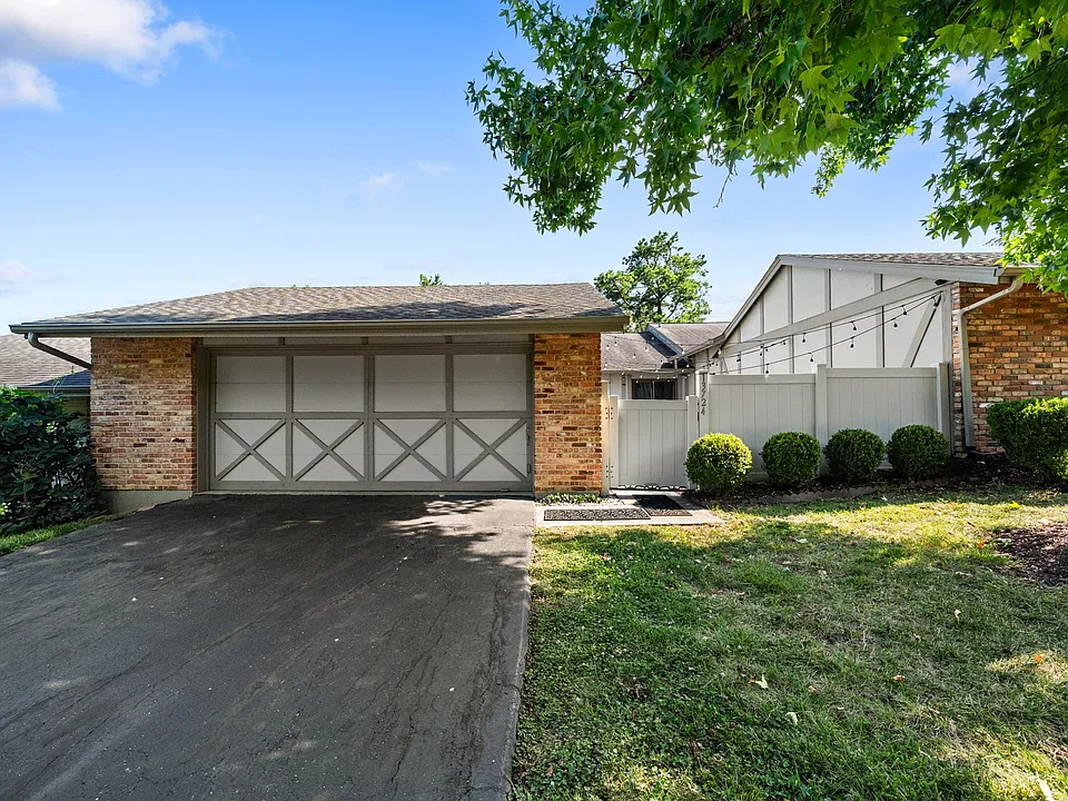 13724 Mason Green Ct