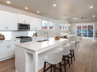 4268 SW 47th Pl, Redmond, OR 97756