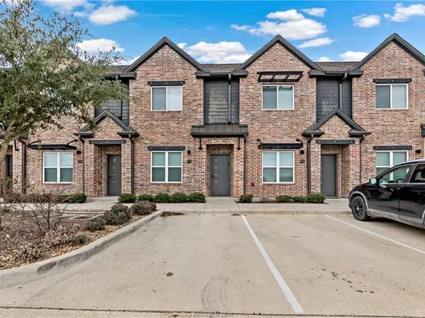 1451 Associates Ave #707, College Station, TX 77845