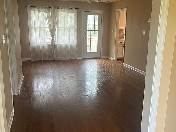 3rd image of 119 Cumberland Rd