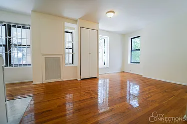 Rented by City Connections Realty