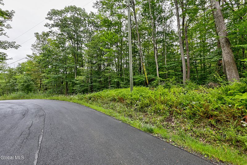 5th image of 0 Walk Rd Road