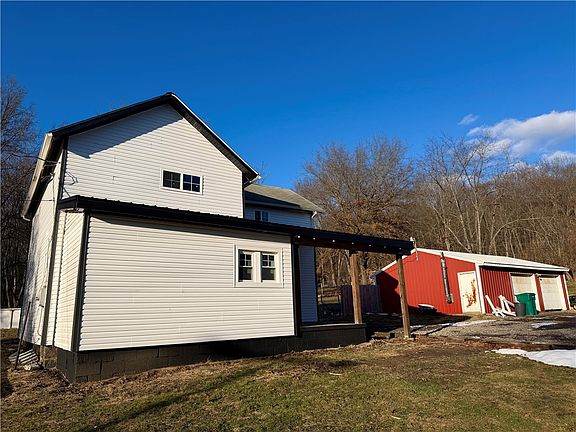 3rd image of 1010 Kiester Rd