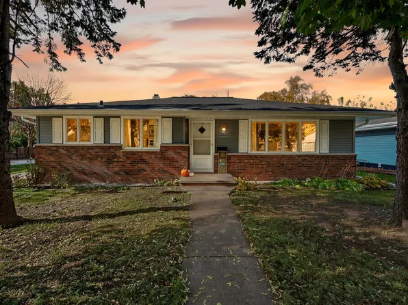 1925 N Superior St, Appleton, WI 54911