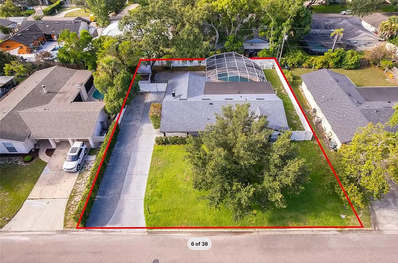 6 bed, 2514 sqft, $3,500 — Photo 4
