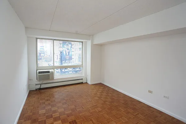 Rented by Manhattan Skyline | media 2