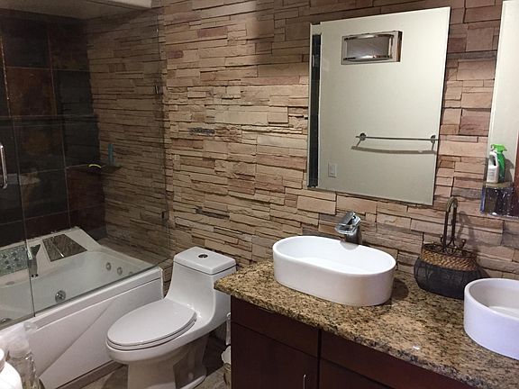 4th image of 17 Daly Ave #3