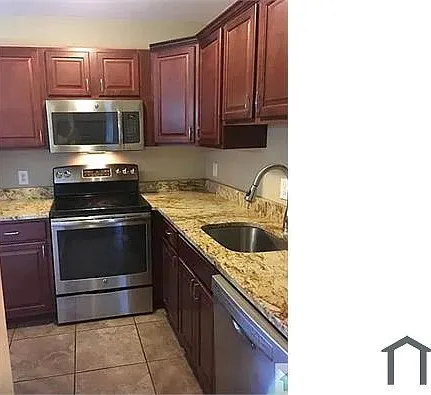 2 bed, 950 sqft, $1,525 — Photo 2