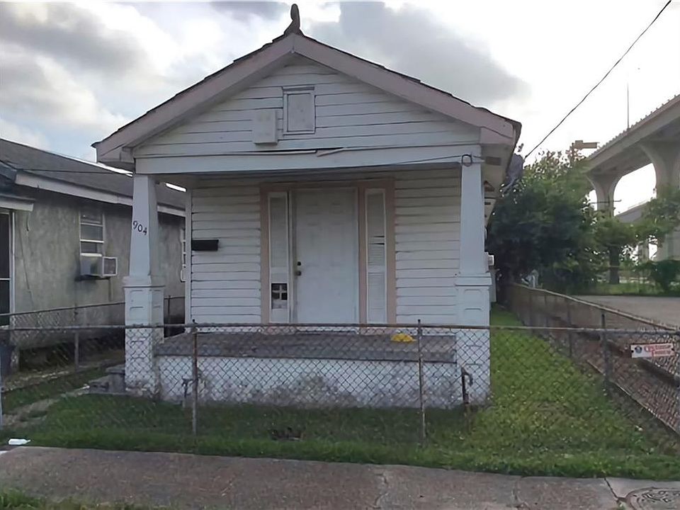1st image of 904 Pailet Ave