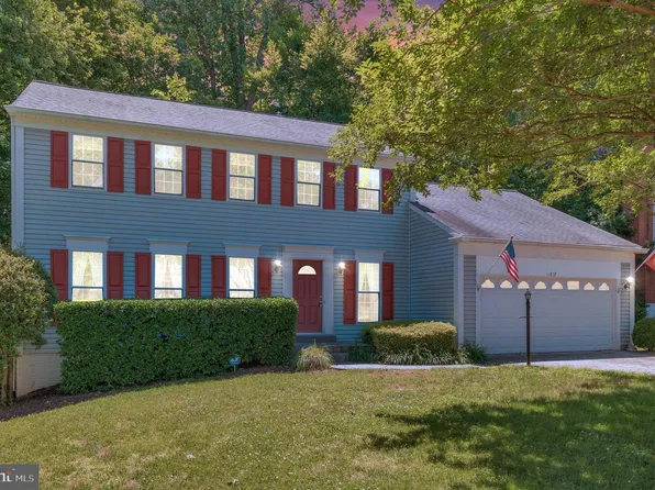 11837 Parliament Dr, Woodbridge, VA 22192