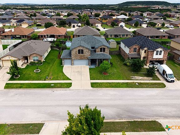 3rd image of 2202 Terry Dr