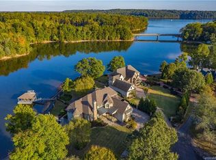 111 Catawba Cove Ln, Belmont, NC 28012