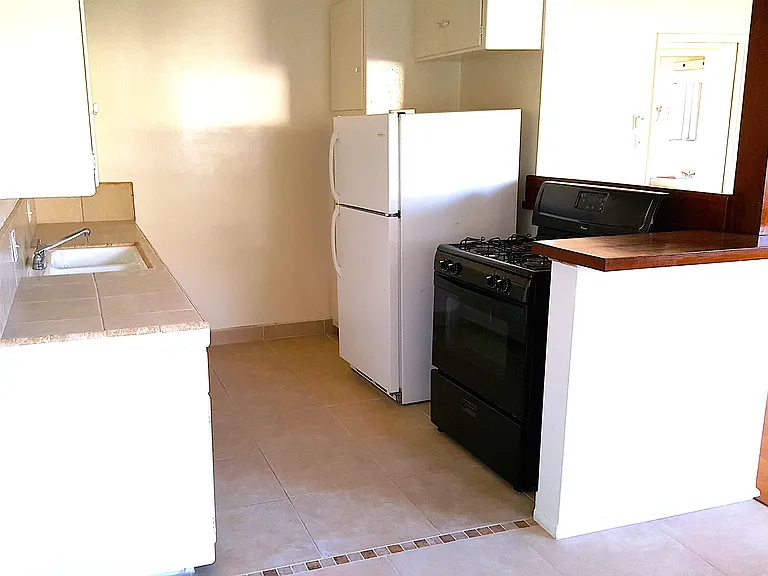 1150 Manhattan Beach Blvd #8 — Photo 9