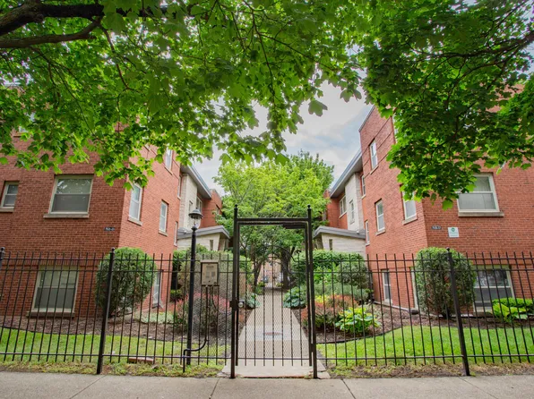 7521 N Damen Ave APT K1, Chicago, IL 60645