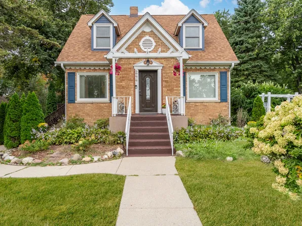 244 Forest View Ave, Wood Dale, IL 60191