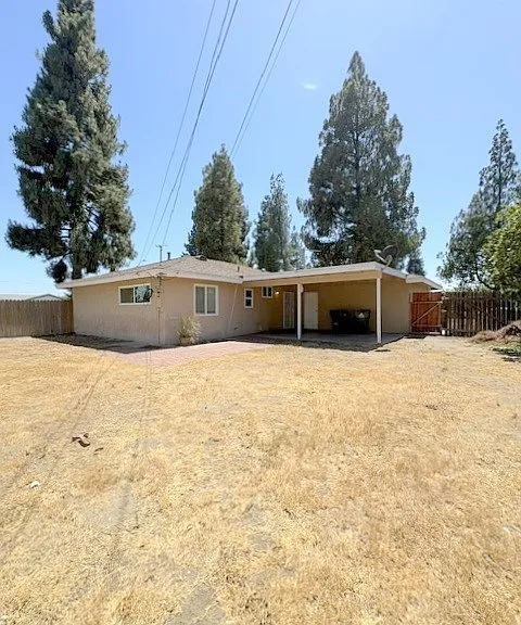 1634 N Madera Ave — Photo 10