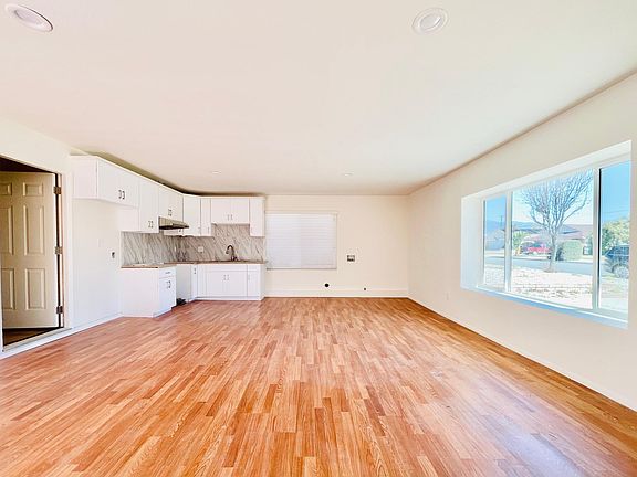 3rd image of 1145 N Granite Ave #B