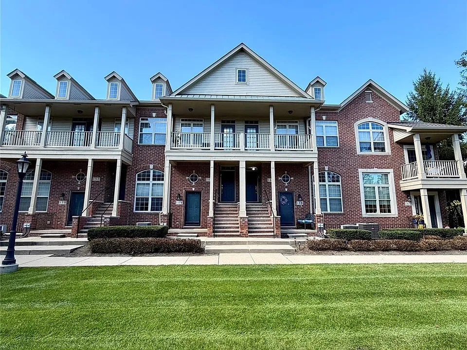 156 Sandy Ln