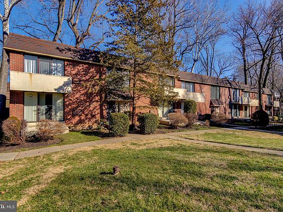 5th image of 100 E Glenolden Ave APT F4