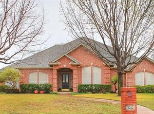 3212 Brazos Dr, Hurst, TX 76054