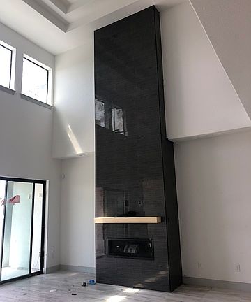 2nd image of 16019 Villa Basilica