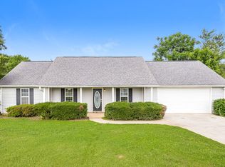 372 Kay Dr, Winder, GA 30680