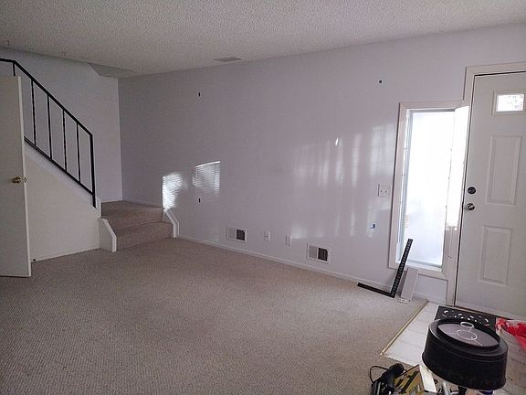 Living room 10 X 17 feet