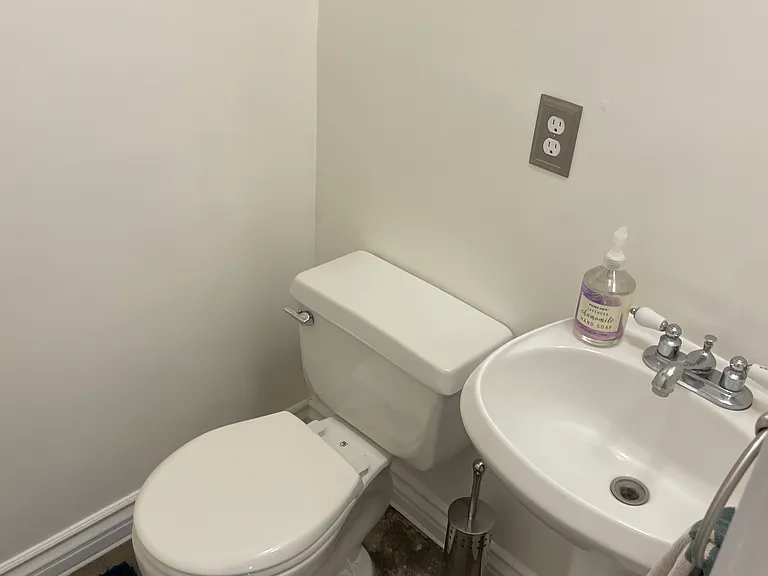 4040 Grand View Blvd — Photo 22