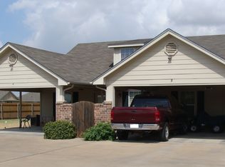 752 Buster Chatham Rd APT B, Waco, TX 76705