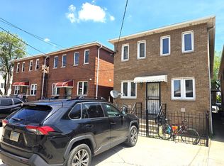 2604 S Emerald Ave #C, Chicago, IL 60616
